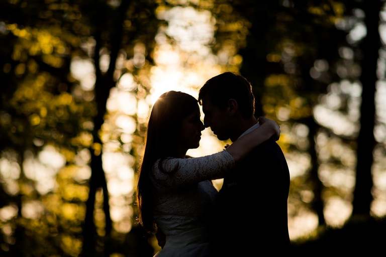 sesja slubna w gorach, plener slubny w gorach, sesje slubne w gorach, plener slubny w beskidach, sesja slubna w beskidach, romantyczna sesja o zachodzie slonca, plener o zachodzie slonca, zdjecia slubne w gorach, wedding photography, fotograf malopolska, fotograf plener krakow, dobry fotograf, zdjecia slubne bielsko, fotografia slubna bielsko, fotograf slubny bielsko, zdjecia slubne zywiec, fotografia slubna zywiec, fotograf slubny zywiec, zdjecia slubne slask, fotografia slubna slask, fotograf slubny slask, www.magiaobrazu.com, sesja zdjeciowa slub, magiaobrazu.com,