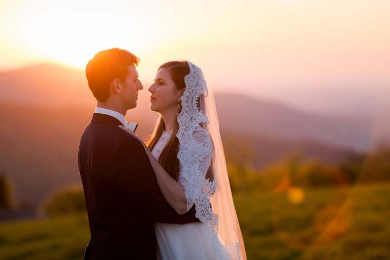 sesja slubna w gorach, plener slubny w gorach, sesje slubne w gorach, plener slubny w beskidach, sesja slubna w beskidach, romantyczna sesja o zachodzie slonca, plener o zachodzie slonca, zdjecia slubne w gorach, wedding photography, fotograf malopolska, fotograf plener krakow, dobry fotograf, zdjecia slubne bielsko, fotografia slubna bielsko, fotograf slubny bielsko, zdjecia slubne zywiec, fotografia slubna zywiec, fotograf slubny zywiec, zdjecia slubne slask, fotografia slubna slask, fotograf slubny slask, www.magiaobrazu.com, sesja zdjeciowa slub, magiaobrazu.com,