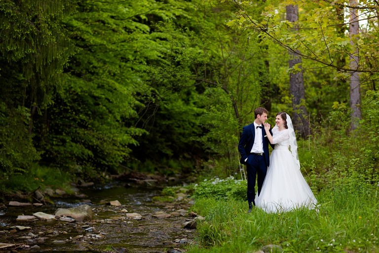 sesja slubna w gorach, plener slubny w gorach, sesje slubne w gorach, plener slubny w beskidach, sesja slubna w beskidach, romantyczna sesja o zachodzie slonca, plener o zachodzie slonca, zdjecia slubne w gorach, wedding photography, fotograf malopolska, fotograf plener krakow, dobry fotograf, zdjecia slubne bielsko, fotografia slubna bielsko, fotograf slubny bielsko, zdjecia slubne zywiec, fotografia slubna zywiec, fotograf slubny zywiec, zdjecia slubne slask, fotografia slubna slask, fotograf slubny slask, www.magiaobrazu.com, sesja zdjeciowa slub, magiaobrazu.com,