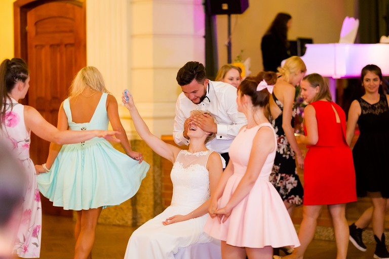 fotografia slubna bielsko, fotograf slubny slask, zdjecia slubne slask, zdjecia slubne bielsko, fotograf slubny slask, slub bazylice w piekarach, bazylika w piekarach, wesele u ostrowskich, sala weselna u ostrowskich siemianowice, fotografia slubna katowice, najlepszy fotograf slubny slask, zdjecia slubne katowice, zdjecia slubne zywiec, fotografia slubna, zdjecia slubne bielsko, fotograf slubny bielsko, fotografia slubna cieszyn, www.magiaobrazu.com, zdjecia slubne czechowice, fotografia slubna slask, zdjecia slubne zywiec, zdjecia slubne cieszyn, dwoch fotografow na slub,