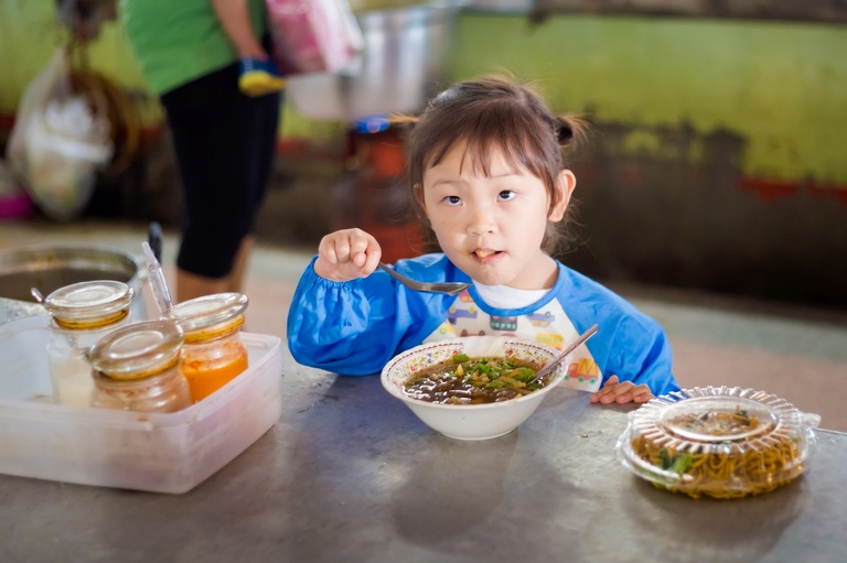 co zobaczyc w tajlandii, najlepsze miejsca w tajlandii, co odwiedzic w tajlandii, wakacje w tajlandii, tajlandia najlepsze miejsca, fotografie z podrozy, zdjecia z podrozy, zdjecia z tajlandii, Bangkok, koh kradan, koh mook, koh poda, lanta, trang, koh kret, fotografie z tajlandii, fotografia podroznicza, travel photography, travel photos, asia photos, thailand, thai photos, thailand photography, thailand travel, thai travel, best places in thailand, www.magiaobrazu.com, tajlandia, zdjecia z wakacji, zdjecia z azji, fotografie z azji, podroz po azji