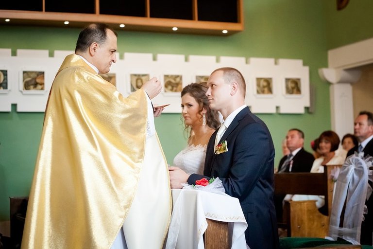 Anna i Jacek Bieniek; fotograf slubny slask; dwoje fotografow na slub; fotografowie slubni slask; fotograf slubny bielsko; fotografia slubna, reportaz slubny, www.magiaobrazu.com, zdjecia slubne, fotoreportaz slubny; fotograf pszczyna; zdjecia slubne bielsko; osp bestwina