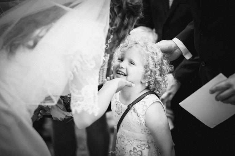 Anna i Jacek Bieniek; fotograf slubny slask; dwoje fotografow na slub; fotografowie slubni slask; fotograf slubny bielsko; fotografia slubna, reportaz slubny, www.magiaobrazu.com, zdjecia slubne, fotoreportaz slubny; fotograf pszczyna; zdjecia slubne bielsko; osp bestwina