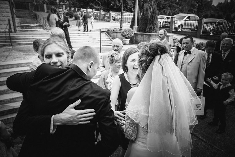 Anna i Jacek Bieniek; fotograf slubny slask; dwoje fotografow na slub; fotografowie slubni slask; fotograf slubny bielsko; fotografia slubna, reportaz slubny, www.magiaobrazu.com, zdjecia slubne, fotoreportaz slubny; fotograf pszczyna; zdjecia slubne bielsko; osp bestwina