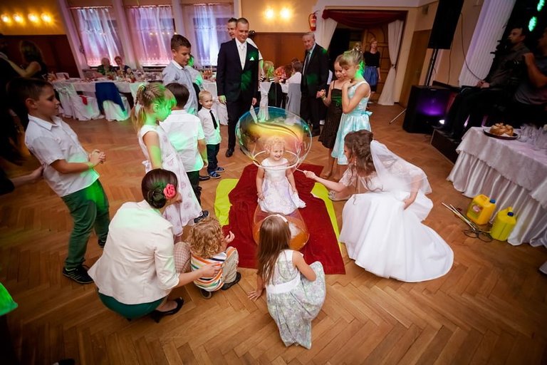 Anna i Jacek Bieniek; fotograf slubny slask; dwoje fotografow na slub; fotografowie slubni slask; fotograf slubny bielsko; fotografia slubna, reportaz slubny, www.magiaobrazu.com, zdjecia slubne, fotoreportaz slubny; fotograf pszczyna; zdjecia slubne bielsko; osp bestwina