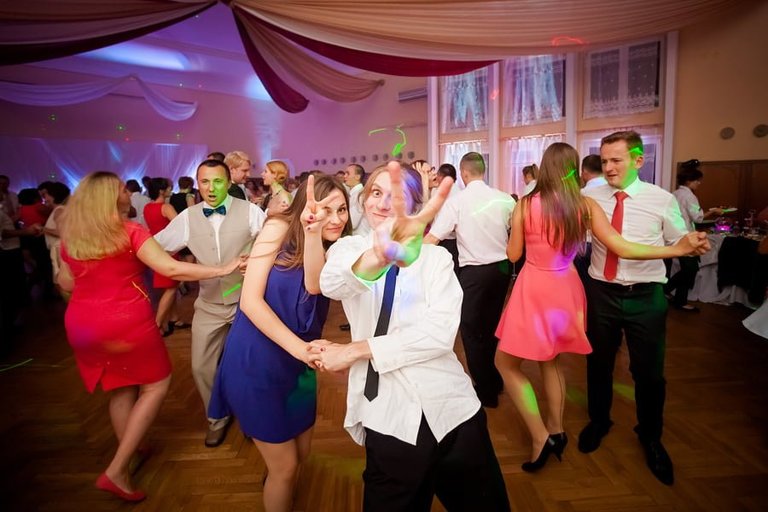 Anna i Jacek Bieniek; fotograf slubny slask; dwoje fotografow na slub; fotografowie slubni slask; fotograf slubny bielsko; fotografia slubna, reportaz slubny, www.magiaobrazu.com, zdjecia slubne, fotoreportaz slubny; fotograf pszczyna; zdjecia slubne bielsko; osp bestwina