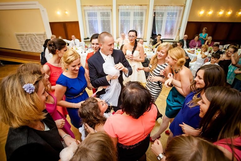 Anna i Jacek Bieniek; fotograf slubny slask; dwoje fotografow na slub; fotografowie slubni slask; fotograf slubny bielsko; fotografia slubna, reportaz slubny, www.magiaobrazu.com, zdjecia slubne, fotoreportaz slubny; fotograf pszczyna; zdjecia slubne bielsko; osp bestwina