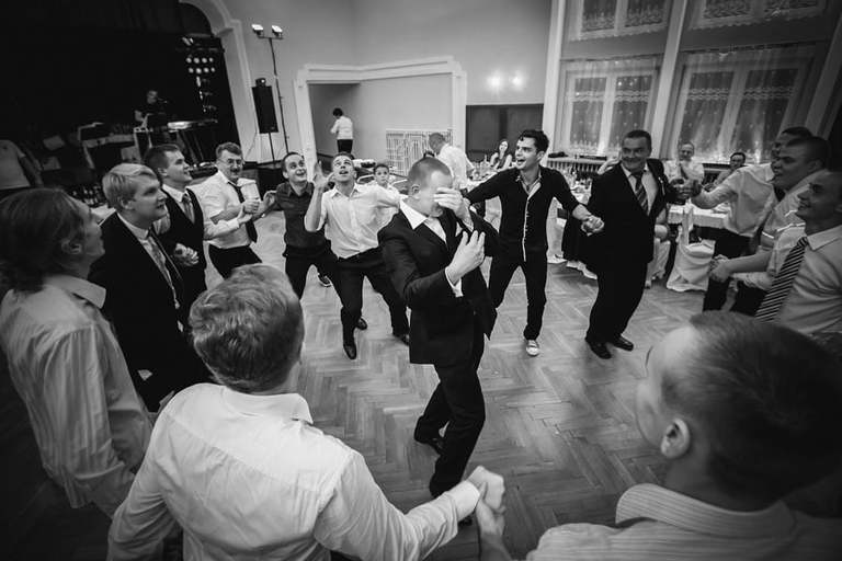 Anna i Jacek Bieniek; fotograf slubny slask; dwoje fotografow na slub; fotografowie slubni slask; fotograf slubny bielsko; fotografia slubna, reportaz slubny, www.magiaobrazu.com, zdjecia slubne, fotoreportaz slubny; fotograf pszczyna; zdjecia slubne bielsko; osp bestwina