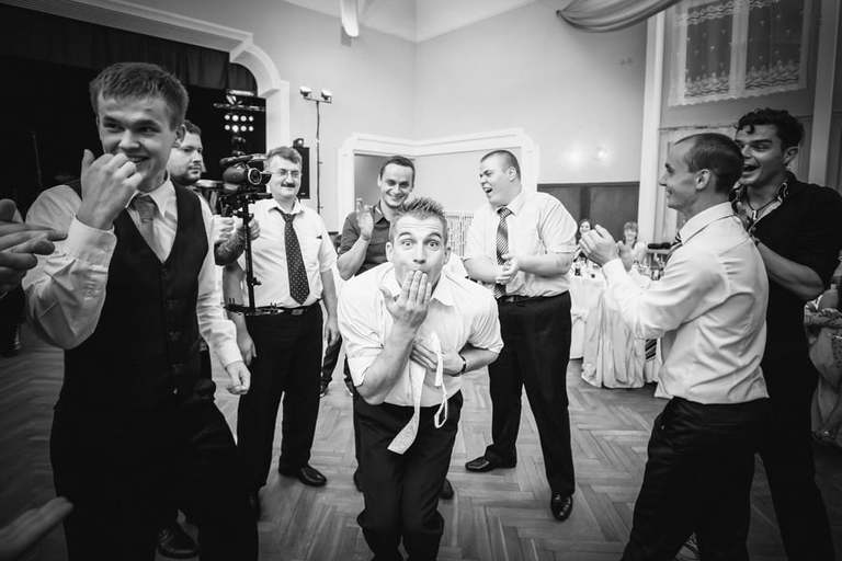 Anna i Jacek Bieniek; fotograf slubny slask; dwoje fotografow na slub; fotografowie slubni slask; fotograf slubny bielsko; fotografia slubna, reportaz slubny, www.magiaobrazu.com, zdjecia slubne, fotoreportaz slubny; fotograf pszczyna; zdjecia slubne bielsko; osp bestwina