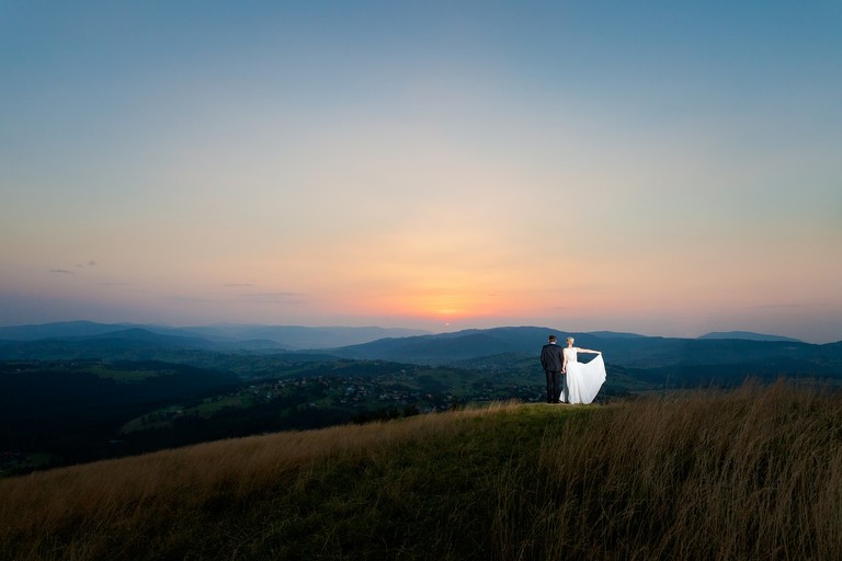 sesja slubna w gorach, plener slubny w gorach, sesja slubna w beskidach, plener slubny beskidy, zdjecia slubne zywiec, fotografia slubna slask, zdjecia slubne slask, romantyczny plener slubny, fotograf slubny bielsko, plener slubny w lesie slask, sesja slubna w lesie slask, plener slubny las slask, fotografia slubna slask, zdjecia slubne slask, fotografia slubna katowice, zdjecia slubne katowice, romantyczna sesja slubna slask, zdjecia slubne bielsko, fotografia slubna bielsko, oryginalny plener slubny, oryginalna sesja slubna, www.magiaobrazu.com, Anna i Jacek Bieniek,