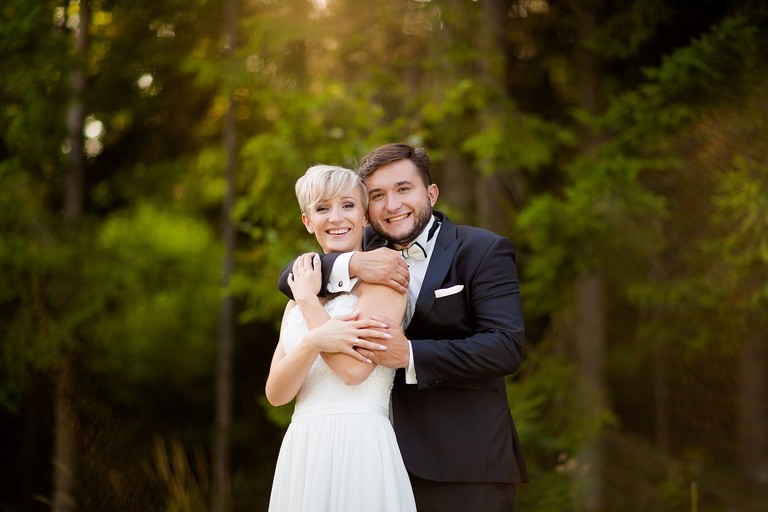 sesja slubna w gorach, plener slubny w gorach, sesja slubna w beskidach, plener slubny beskidy, zdjecia slubne zywiec, fotografia slubna slask, zdjecia slubne slask, romantyczny plener slubny, fotograf slubny bielsko, plener slubny w lesie slask, sesja slubna w lesie slask, plener slubny las slask, fotografia slubna slask, zdjecia slubne slask, fotografia slubna katowice, zdjecia slubne katowice, romantyczna sesja slubna slask, zdjecia slubne bielsko, fotografia slubna bielsko, oryginalny plener slubny, oryginalna sesja slubna, www.magiaobrazu.com, Anna i Jacek Bieniek,