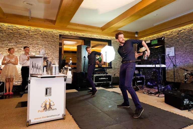 fotografia slubna szczyrk, zdjecia slubne szczyrk, slub w kosciele na gorce w szczyrku, wesele whotelu meta szczyrk, hotel meta szczyrk, kosciol na gorce szczyrk, fotograf slubny zakopane, zdjecia slubne zakopane, fotografia slubna zakopane, zdjecia slubne bielsko, fotograf slubny bielsko, fotografia slubna cieszyn, www.magiaobrazu.com, zdjecia slubne bielsko, fotografia slubna slask, zdjecia slubne zywiec, zdjecia slubne cieszyn, dwoch fotografow na slub, zdjecia slubne slask,