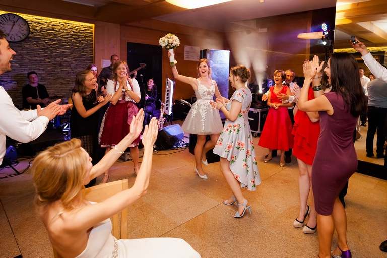 fotografia slubna szczyrk, zdjecia slubne szczyrk, slub w kosciele na gorce w szczyrku, wesele whotelu meta szczyrk, hotel meta szczyrk, kosciol na gorce szczyrk, fotograf slubny zakopane, zdjecia slubne zakopane, fotografia slubna zakopane, zdjecia slubne bielsko, fotograf slubny bielsko, fotografia slubna cieszyn, www.magiaobrazu.com, zdjecia slubne bielsko, fotografia slubna slask, zdjecia slubne zywiec, zdjecia slubne cieszyn, dwoch fotografow na slub, zdjecia slubne slask,