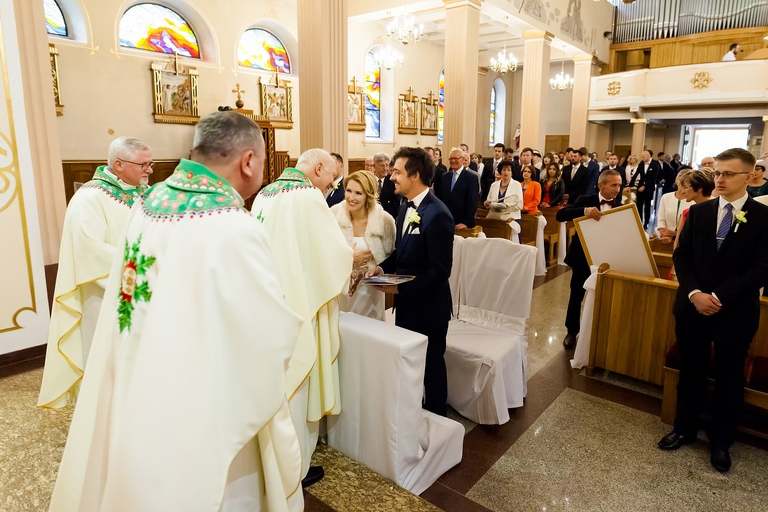 fotografia slubna szczyrk, zdjecia slubne szczyrk, slub w kosciele na gorce w szczyrku, wesele whotelu meta szczyrk, hotel meta szczyrk, kosciol na gorce szczyrk, fotograf slubny zakopane, zdjecia slubne zakopane, fotografia slubna zakopane, zdjecia slubne bielsko, fotograf slubny bielsko, fotografia slubna cieszyn, www.magiaobrazu.com, zdjecia slubne bielsko, fotografia slubna slask, zdjecia slubne zywiec, zdjecia slubne cieszyn, dwoch fotografow na slub, zdjecia slubne slask,