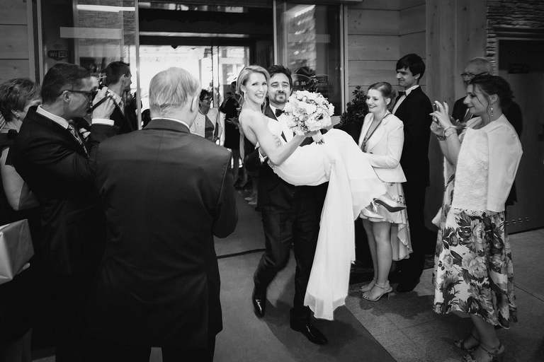 fotografia slubna szczyrk, zdjecia slubne szczyrk, slub w kosciele na gorce w szczyrku, wesele whotelu meta szczyrk, hotel meta szczyrk, kosciol na gorce szczyrk, fotograf slubny zakopane, zdjecia slubne zakopane, fotografia slubna zakopane, zdjecia slubne bielsko, fotograf slubny bielsko, fotografia slubna cieszyn, www.magiaobrazu.com, zdjecia slubne bielsko, fotografia slubna slask, zdjecia slubne zywiec, zdjecia slubne cieszyn, dwoch fotografow na slub, zdjecia slubne slask,