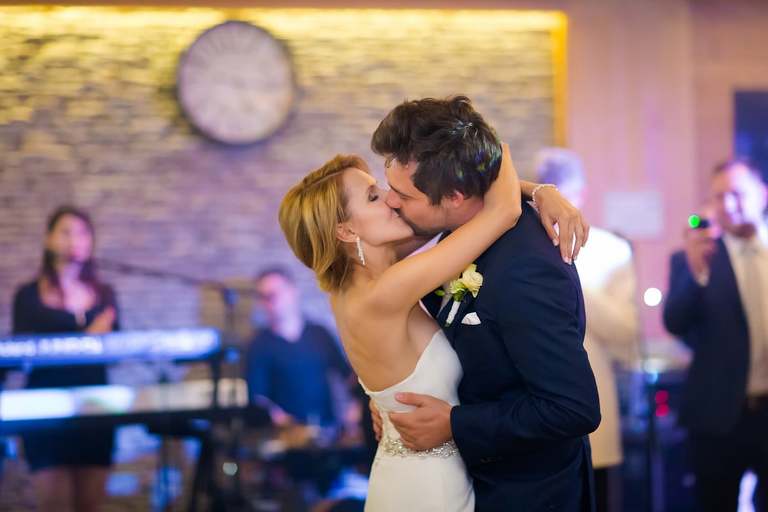 fotografia slubna szczyrk, zdjecia slubne szczyrk, slub w kosciele na gorce w szczyrku, wesele whotelu meta szczyrk, hotel meta szczyrk, kosciol na gorce szczyrk, fotograf slubny zakopane, zdjecia slubne zakopane, fotografia slubna zakopane, zdjecia slubne bielsko, fotograf slubny bielsko, fotografia slubna cieszyn, www.magiaobrazu.com, zdjecia slubne bielsko, fotografia slubna slask, zdjecia slubne zywiec, zdjecia slubne cieszyn, dwoch fotografow na slub, zdjecia slubne slask,