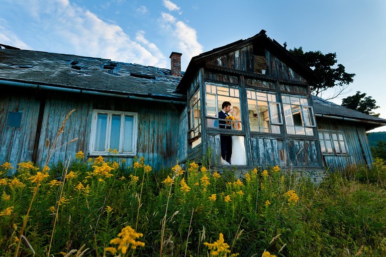 plener slubny o swicie, sesja slubna wschod slonca, plener slubny szczyrk, zdjecia slubne szczyrk, fotografia slubna szczyrk, sesja slubna w gorach, plener slubny w gorach, sesja slubna w beskidach, plener slubny beskidy, zdjecia slubne zywiec, fotografia slubna slask, zdjecia slubne slask, romantyczny plener slubny, fotograf slubny bielsko, plener slubny w lesie slask, sesja slubna w lesie slask, plener slubny las slask, fotografia slubna slask, zdjecia slubne slask, fotografia slubna katowice, zdjecia slubne katowice, romantyczna sesja slubna slask, zdjecia slubne bielsko, fotografia slubna bielsko, oryginalny plener slubny, oryginalna sesja slubna, www.magiaobrazu.com, Anna i Jacek Bieniek,