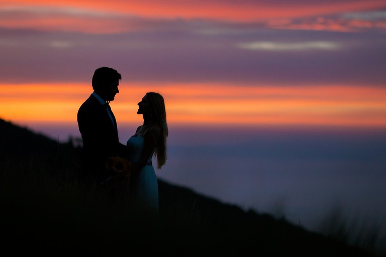 plener slubny o swicie, sesja slubna wschod slonca, plener slubny szczyrk, zdjecia slubne szczyrk, fotografia slubna szczyrk, sesja slubna w gorach, plener slubny w gorach, sesja slubna w beskidach, plener slubny beskidy, zdjecia slubne zywiec, fotografia slubna slask, zdjecia slubne slask, romantyczny plener slubny, fotograf slubny bielsko, plener slubny w lesie slask, sesja slubna w lesie slask, plener slubny las slask, fotografia slubna slask, zdjecia slubne slask, fotografia slubna katowice, zdjecia slubne katowice, romantyczna sesja slubna slask, zdjecia slubne bielsko, fotografia slubna bielsko, oryginalny plener slubny, oryginalna sesja slubna, www.magiaobrazu.com, Anna i Jacek Bieniek,