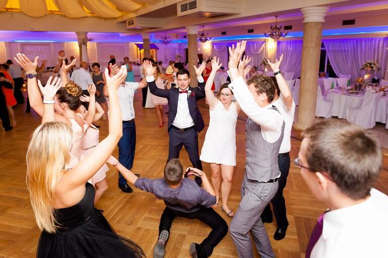 fotografia slubna bielsko, zdjecia slubne bielsko, fotograf slubny slask, zdjecia slubne slask,, slub w kosciele w kobielicach, wesele w karczmie kuban goczalkowice, wesele w goczalkowicach, fotografia slubna katowice, zdjecia slubne katowice, zdjecia slubne zywiec, fotografia slubna, zdjecia slubne bielsko, fotograf slubny bielsko, fotograf slubny cieszyn, fotografia slubna cieszyn, www.magiaobrazu.com, zdjecia slubne czechowice, fotografia slubna slask, zdjecia slubne zywiec, zdjecia slubne cieszyn, dwoch fotografow na slub,