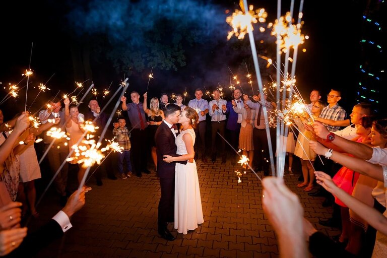 fotografia slubna bielsko, zdjecia slubne bielsko, fotograf slubny slask, zdjecia slubne slask,, slub w kosciele w kobielicach, wesele w karczmie kuban goczalkowice, wesele w goczalkowicach, fotografia slubna katowice, zdjecia slubne katowice, zdjecia slubne zywiec, fotografia slubna, zdjecia slubne bielsko, fotograf slubny bielsko, fotograf slubny cieszyn, fotografia slubna cieszyn, www.magiaobrazu.com, zdjecia slubne czechowice, fotografia slubna slask, zdjecia slubne zywiec, zdjecia slubne cieszyn, dwoch fotografow na slub,