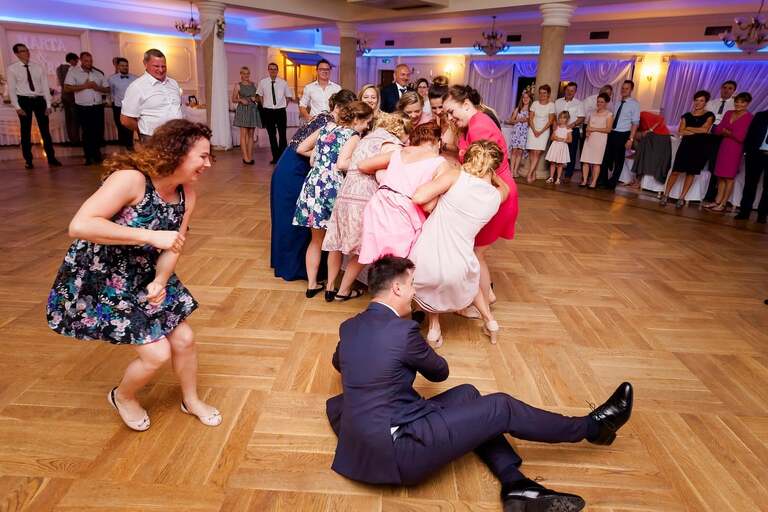 fotografia slubna bielsko, zdjecia slubne bielsko, fotograf slubny slask, zdjecia slubne slask,, slub w kosciele w kobielicach, wesele w karczmie kuban goczalkowice, wesele w goczalkowicach, fotografia slubna katowice, zdjecia slubne katowice, zdjecia slubne zywiec, fotografia slubna, zdjecia slubne bielsko, fotograf slubny bielsko, fotograf slubny cieszyn, fotografia slubna cieszyn, www.magiaobrazu.com, zdjecia slubne czechowice, fotografia slubna slask, zdjecia slubne zywiec, zdjecia slubne cieszyn, dwoch fotografow na slub,