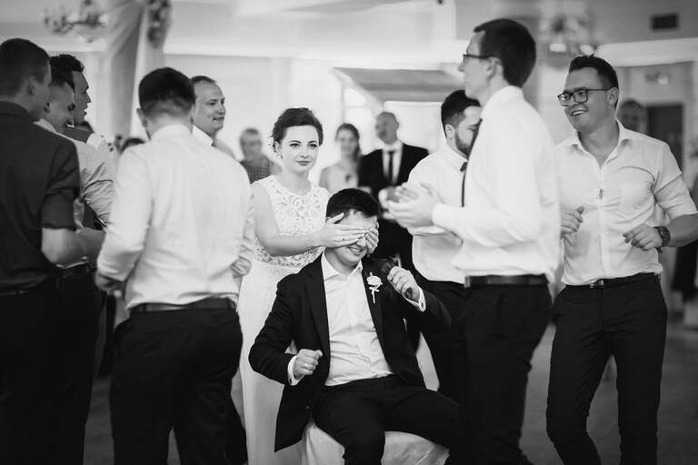 fotografia slubna bielsko, zdjecia slubne bielsko, fotograf slubny slask, zdjecia slubne slask,, slub w kosciele w kobielicach, wesele w karczmie kuban goczalkowice, wesele w goczalkowicach, fotografia slubna katowice, zdjecia slubne katowice, zdjecia slubne zywiec, fotografia slubna, zdjecia slubne bielsko, fotograf slubny bielsko, fotograf slubny cieszyn, fotografia slubna cieszyn, www.magiaobrazu.com, zdjecia slubne czechowice, fotografia slubna slask, zdjecia slubne zywiec, zdjecia slubne cieszyn, dwoch fotografow na slub,