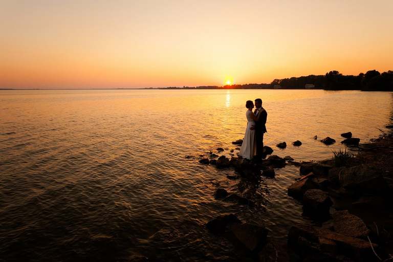 zdjecia slubne zywiec, romantyczny plener slubny, fotograf slubny bielsko, plener slubny w lesie slask, sesja slubna w lesie slask, plener slubny las slask, sesja slubna nad jeziorem slask, fotografia slubna slask, zdjecia slubne slask, fotografia slubna katowice, zdjecia slubne katowice, romantyczna sesja slubna slask, zdjecia slubne bielsko, fotografia slubna bielsko, oryginalny plener slubny, oryginalna sesja slubna, www.magiaobrazu.com, Anna i Jacek Bieniek,