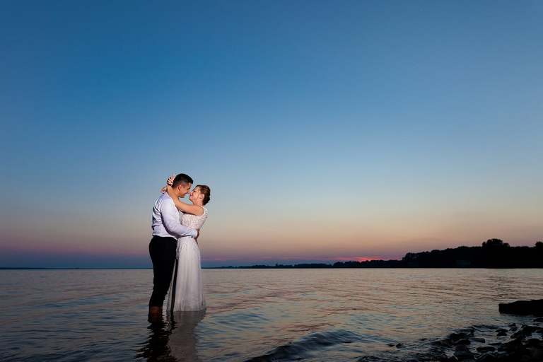 zdjecia slubne zywiec, romantyczny plener slubny, fotograf slubny bielsko, plener slubny w lesie slask, sesja slubna w lesie slask, plener slubny las slask, sesja slubna nad jeziorem slask, fotografia slubna slask, zdjecia slubne slask, fotografia slubna katowice, zdjecia slubne katowice, romantyczna sesja slubna slask, zdjecia slubne bielsko, fotografia slubna bielsko, oryginalny plener slubny, oryginalna sesja slubna, www.magiaobrazu.com, Anna i Jacek Bieniek,