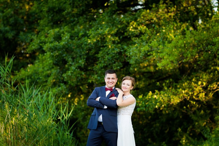 zdjecia slubne zywiec, romantyczny plener slubny, fotograf slubny bielsko, plener slubny w lesie slask, sesja slubna w lesie slask, plener slubny las slask, sesja slubna nad jeziorem slask, fotografia slubna slask, zdjecia slubne slask, fotografia slubna katowice, zdjecia slubne katowice, romantyczna sesja slubna slask, zdjecia slubne bielsko, fotografia slubna bielsko, oryginalny plener slubny, oryginalna sesja slubna, www.magiaobrazu.com, Anna i Jacek Bieniek,