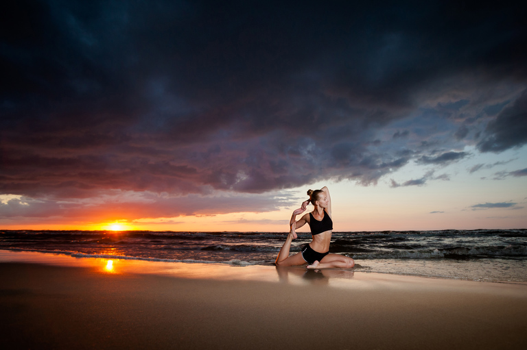 zdjęcia jogi, fotografia joga, zdjecia z polskiego morza, morze bałtyckie, fotograf sportowy, fotografia jogi, zdjęcia jogowe, fotograf slask, fotografia reklamowa bielsko, zdjecia reklamowe bielsko, anna i Jacek bieniek, fotograf reklamowy bielsko, zdjecia reklamowe slask, fotografia komercyjna slask