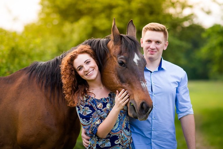 sesja narzeczenska pszczyna, sesja narzeczenska z koniami, plener z koniami, plener narzeczenski pszczyna, sesja narzeczenska w pszczynie, sesje narzeczenskie slask, zdjecia narzeczenskie slask, sesja zareczynowa slask, zdjecia zareczynowe slask, www.magiaobrazu.com, fotografia slubna slask, fotograf slubny krakow, zdjecia przedslubne slask, fotografia slubna slask, romantyczna sesja narzeczenska, engagement session, prewedding photosession,