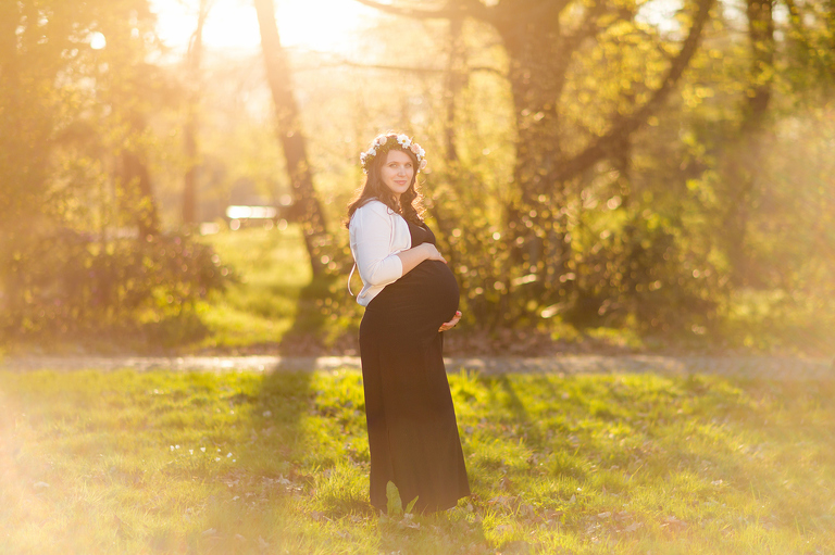 sesja brzuszkowa pszczyna, sesje brzuszkowe pszczyna, fotografia ciazowa pszczyna, sesje ciazowe pszczyna, sesja ciazowa pszczyna, sesje ciazowe slask, sesja ciazowa w plenerze, plenerowa sesja brzuszkowa, sesje rodzinne pszczyna, sesja rodzinna bielsko, fotografia rodzinna slask, zdjecia portretowe pszczyna, sesja portretowa bielsko, zdjecia w plenerze bielsko, rodzina w plenerze slask, fotografia rodzinna bielsko-biala, fotografia rodzinna slask, zdjecia ludzi slask, zdjecia dla rodzin, fotograf fotograf rodzinny slask, fotograf czechowice, fotografia bielsko, zdjecia slask, www.magiaobrazu.com,