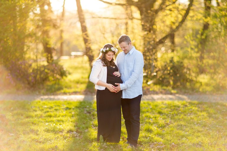 sesja brzuszkowa pszczyna, sesje brzuszkowe pszczyna, fotografia ciazowa pszczyna, sesje ciazowe pszczyna, sesja ciazowa pszczyna, sesje ciazowe slask, sesja ciazowa w plenerze, plenerowa sesja brzuszkowa, sesje rodzinne pszczyna, sesja rodzinna bielsko, fotografia rodzinna slask, zdjecia portretowe pszczyna, sesja portretowa bielsko, zdjecia w plenerze bielsko, rodzina w plenerze slask, fotografia rodzinna bielsko-biala, fotografia rodzinna slask, zdjecia ludzi slask, zdjecia dla rodzin, fotograf fotograf rodzinny slask, fotograf czechowice, fotografia bielsko, zdjecia slask, www.magiaobrazu.com,