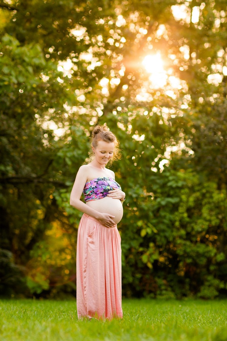 sesja brzuszkowa pszczyna, sesje brzuszkowe pszczyna, fotografia ciazowa pszczyna, sesje ciazowe pszczyna, sesja ciazowa pszczyna, sesje ciazowe slask, sesja ciazowa w plenerze, plenerowa sesja brzuszkowa, sesje rodzinne pszczyna, sesja rodzinna bielsko, fotografia rodzinna slask, zdjecia portretowe pszczyna, sesja portretowa bielsko, zdjecia w plenerze bielsko, rodzina w plenerze slask, fotografia rodzinna bielsko-biala, fotografia rodzinna slask, zdjecia ludzi slask, zdjecia dla rodzin, fotograf fotograf rodzinny slask, fotograf czechowice, fotografia bielsko, zdjecia slask, www.magiaobrazu.com,