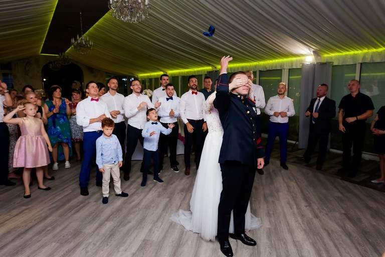 fotografia slubna szczyrk, zdjecia slubne szczyrk, slub w kosciele na gorce w szczyrku, wesele w hotelu alpin szczyrk, hotel alpin szczyrk, kosciol na gorce szczyrk, wesele w alpinie, fotograf slubny zakopane, zdjecia slubne zakopane, fotografia slubna zakopane, zdjecia slubne bielsko, fotograf slubny bielsko, fotografia slubna cieszyn, www.magiaobrazu.com, zdjecia slubne bielsko, fotografia slubna slask, zdjecia slubne zywiec, zdjecia slubne cieszyn, dwoch fotografow na slub, zdjecia slubne slask,