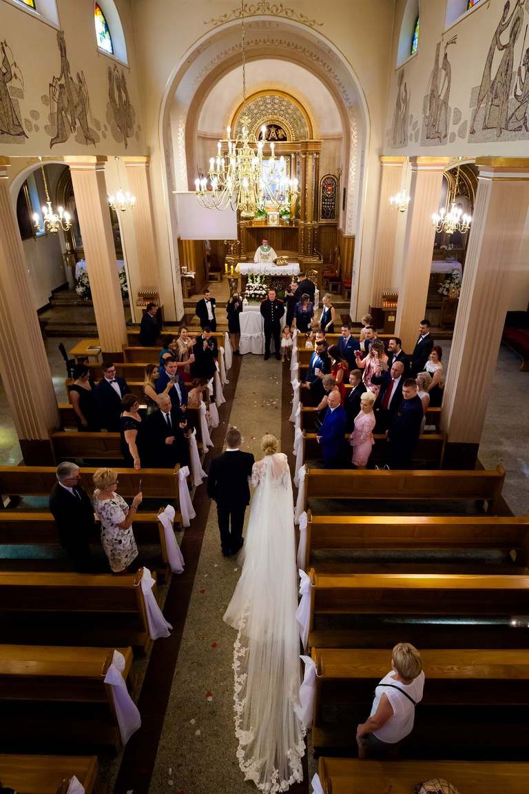 fotografia slubna szczyrk, zdjecia slubne szczyrk, slub w kosciele na gorce w szczyrku, wesele w hotelu alpin szczyrk, hotel alpin szczyrk, kosciol na gorce szczyrk, wesele w alpinie, fotograf slubny zakopane, zdjecia slubne zakopane, fotografia slubna zakopane, zdjecia slubne bielsko, fotograf slubny bielsko, fotografia slubna cieszyn, www.magiaobrazu.com, zdjecia slubne bielsko, fotografia slubna slask, zdjecia slubne zywiec, zdjecia slubne cieszyn, dwoch fotografow na slub, zdjecia slubne slask,