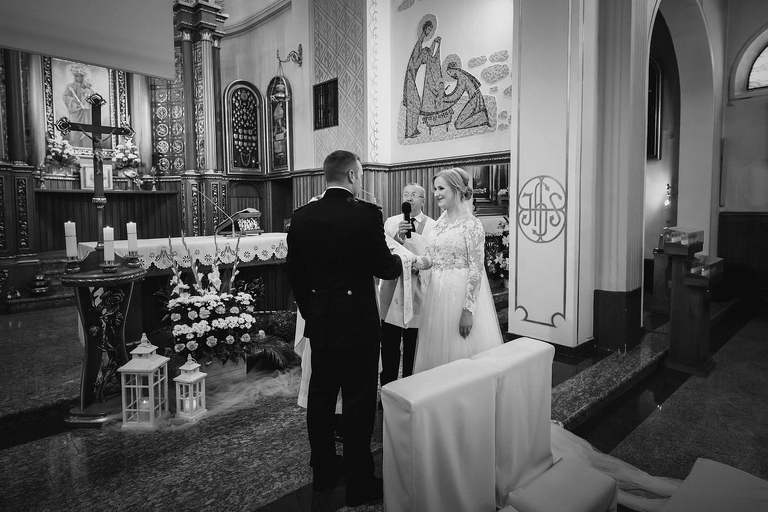 fotografia slubna szczyrk, zdjecia slubne szczyrk, slub w kosciele na gorce w szczyrku, wesele w hotelu alpin szczyrk, hotel alpin szczyrk, kosciol na gorce szczyrk, wesele w alpinie, fotograf slubny zakopane, zdjecia slubne zakopane, fotografia slubna zakopane, zdjecia slubne bielsko, fotograf slubny bielsko, fotografia slubna cieszyn, www.magiaobrazu.com, zdjecia slubne bielsko, fotografia slubna slask, zdjecia slubne zywiec, zdjecia slubne cieszyn, dwoch fotografow na slub, zdjecia slubne slask,