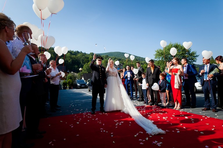 fotografia slubna szczyrk, zdjecia slubne szczyrk, slub w kosciele na gorce w szczyrku, wesele w hotelu alpin szczyrk, hotel alpin szczyrk, kosciol na gorce szczyrk, wesele w alpinie, fotograf slubny zakopane, zdjecia slubne zakopane, fotografia slubna zakopane, zdjecia slubne bielsko, fotograf slubny bielsko, fotografia slubna cieszyn, www.magiaobrazu.com, zdjecia slubne bielsko, fotografia slubna slask, zdjecia slubne zywiec, zdjecia slubne cieszyn, dwoch fotografow na slub, zdjecia slubne slask,