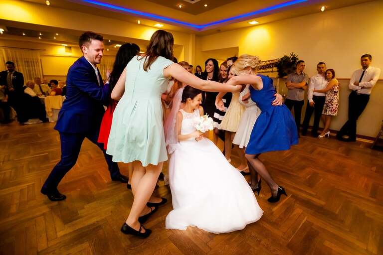 fotografia slubna slask, zdjecia slubne bielsko, fotograf slubny bielsko, zdjecia slubne slask, wesele w osp ligota, slub w kosciele sw barbary w czechowicach, zdjecia slubne katowice, dwoch fotografow na slub, fotografia slubna krakow, zdjecia slubne pszczyna, fotograf slubny slask