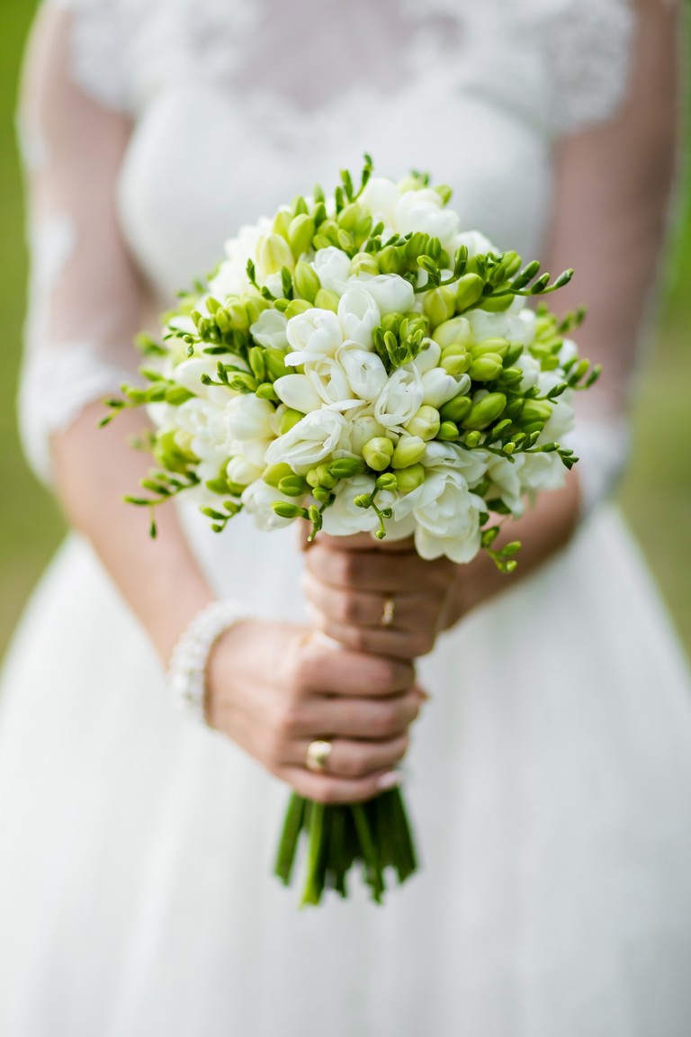 fotografia slubna slask, zdjecia slubne zory, fotograf slubny zory, zdjecia slubne slask, wesele paradise w zorach, slub w kosciele w orzeszu, zdjecia slubne katowice, dwoch fotografow na slub, fotografia slubna krakow, plener slubny na lotnisku, sesja slubna lotnisko