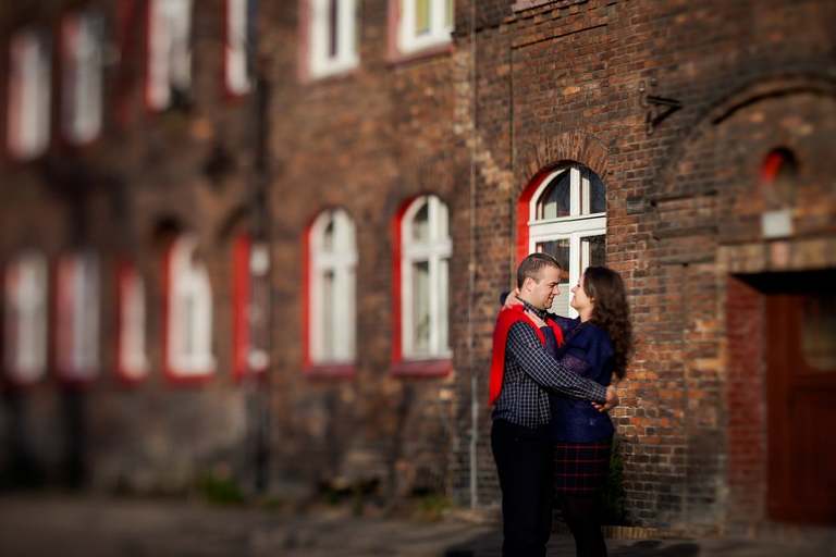 sesja narzeczenska nikiszowiec, sesja z tandemem, plener z tandemem, sesja narzeczenska na tandemie, miejska sesja narzeczenska, miejski plener narzeczenski, sesja zareczynowa slask, zdjecia zareczynowe slask, www.magiaobrazu.com, fotografia slubna śląsk, fotograf slubny krakow, zdjecia przedslubne slask, fotografia slubna slask, romantyczna sesja narzeczenska, engagement session, prewedding photosession,