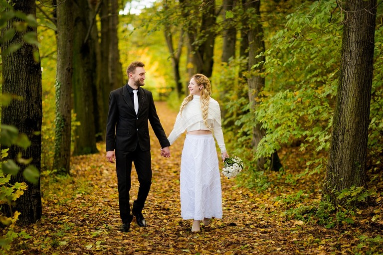 plener slubny lanckorona, sesja slubna lanckorona, sesja slubna w gorach, plener slubny w gorach, sesja slubna w beskidach, plener slubny beskidy, zdjecia slubne zywiec, fotografia slubna slask, zdjecia slubne slask, romantyczny plener slubny, fotograf slubny bielsko, plener slubny w lesie slask, sesja slubna w lesie slask, plener slubny las slask, fotografia slubna slask, zdjecia slubne slask, fotografia slubna katowice, zdjecia slubne katowice, romantyczna sesja slubna slask, zdjecia slubne bielsko, fotografia slubna bielsko, oryginalny plener slubny, oryginalna sesja slubna, www.magiaobrazu.com, Anna i Jacek Bieniek,