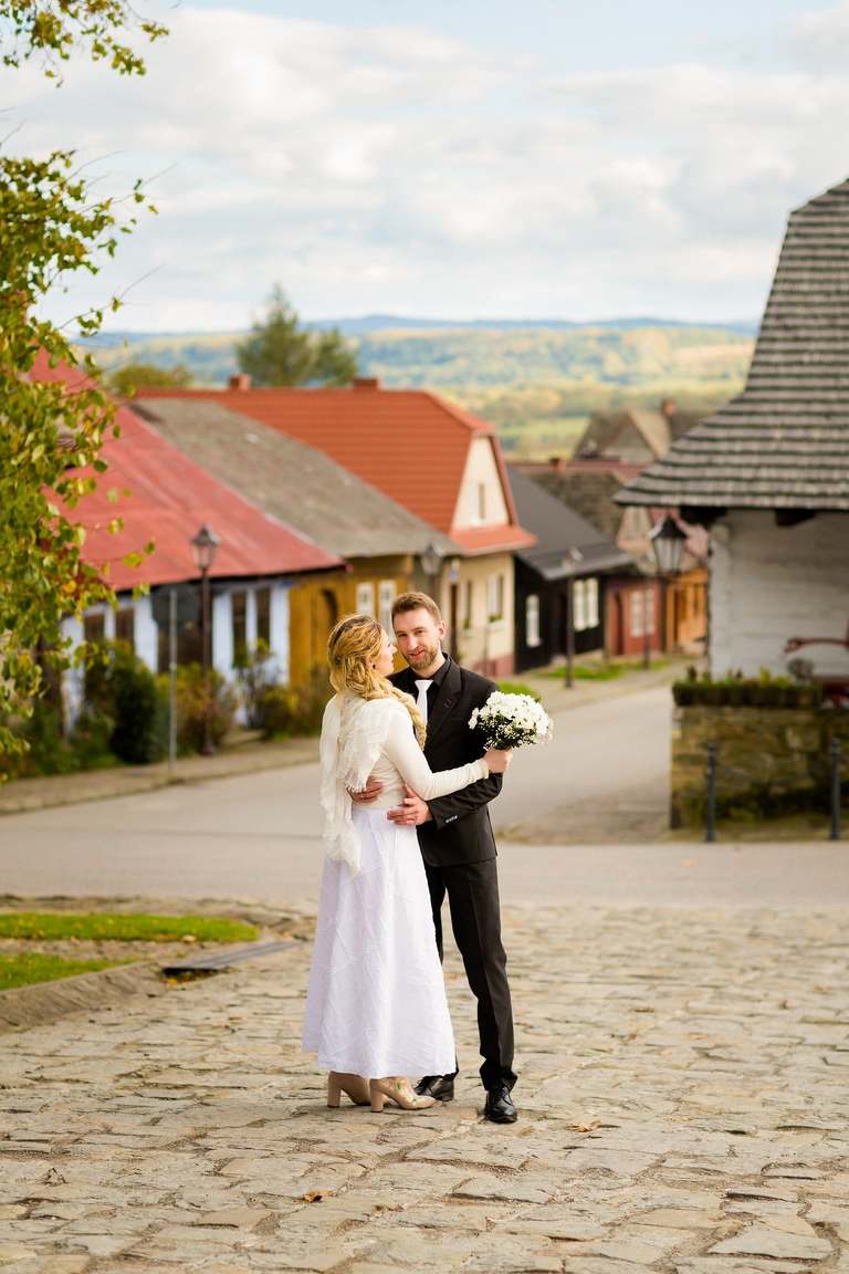 plener slubny lanckorona, sesja slubna lanckorona, sesja slubna w gorach, plener slubny w gorach, sesja slubna w beskidach, plener slubny beskidy, zdjecia slubne zywiec, fotografia slubna slask, zdjecia slubne slask, romantyczny plener slubny, fotograf slubny bielsko, plener slubny w lesie slask, sesja slubna w lesie slask, plener slubny las slask, fotografia slubna slask, zdjecia slubne slask, fotografia slubna katowice, zdjecia slubne katowice, romantyczna sesja slubna slask, zdjecia slubne bielsko, fotografia slubna bielsko, oryginalny plener slubny, oryginalna sesja slubna, www.magiaobrazu.com, Anna i Jacek Bieniek,