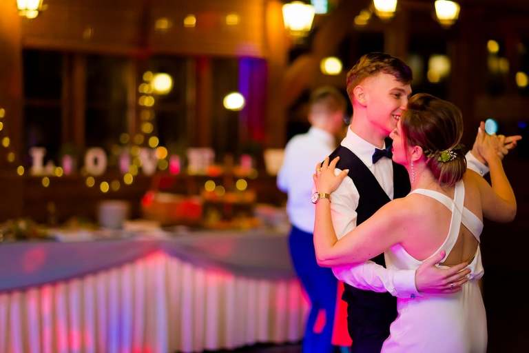 fotografia slubna, fotografia slubna krakow, zdjecia slubne krakow, fotograf slubny krakow, fotograf na wesele krakow, slub w kosciele na skalce w krakowie, kosciol na skalce krakow, wesele w witkowej chacie, hotel witek krakow, witkowa chata, wiosenny slub krakow, zdjecia slubne slask, fotografowie slubni krakow, dwoch fotografow na slub, najpiekniejsze zdjecia slubne, najlepsze zdjecia slubne, zdjecia slubne bielsko, fotograf slubny bielsko, www.magiaobrazu.com, zdjecia slubne bielsko, fotografia slubna slask, fotograf cieszyn, zdjecia slubne cieszyn