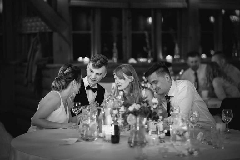 fotografia slubna, fotografia slubna krakow, zdjecia slubne krakow, fotograf slubny krakow, fotograf na wesele krakow, slub w kosciele na skalce w krakowie, kosciol na skalce krakow, wesele w witkowej chacie, hotel witek krakow, witkowa chata, wiosenny slub krakow, zdjecia slubne slask, fotografowie slubni krakow, dwoch fotografow na slub, najpiekniejsze zdjecia slubne, najlepsze zdjecia slubne, zdjecia slubne bielsko, fotograf slubny bielsko, www.magiaobrazu.com, zdjecia slubne bielsko, fotografia slubna slask, fotograf cieszyn, zdjecia slubne cieszyn