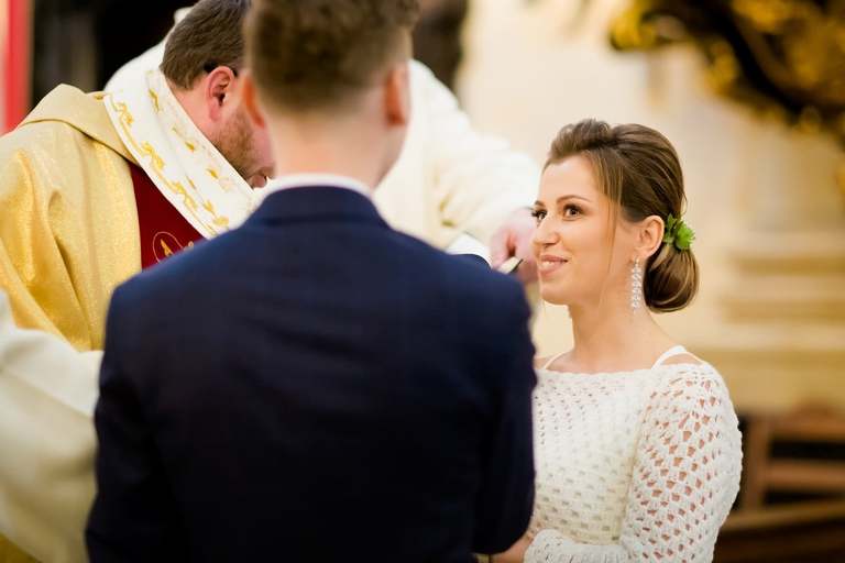 fotografia slubna, fotografia slubna krakow, zdjecia slubne krakow, fotograf slubny krakow, fotograf na wesele krakow, slub w kosciele na skalce w krakowie, kosciol na skalce krakow, wesele w witkowej chacie, hotel witek krakow, witkowa chata, wiosenny slub krakow, zdjecia slubne slask, fotografowie slubni krakow, dwoch fotografow na slub, najpiekniejsze zdjecia slubne, najlepsze zdjecia slubne, zdjecia slubne bielsko, fotograf slubny bielsko, www.magiaobrazu.com, zdjecia slubne bielsko, fotografia slubna slask, fotograf cieszyn, zdjecia slubne cieszyn