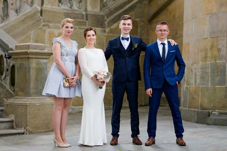 fotografia slubna, fotografia slubna krakow, zdjecia slubne krakow, fotograf slubny krakow, fotograf na wesele krakow, slub w kosciele na skalce w krakowie, kosciol na skalce krakow, wesele w witkowej chacie, hotel witek krakow, witkowa chata, wiosenny slub krakow, zdjecia slubne slask, fotografowie slubni krakow, dwoch fotografow na slub, najpiekniejsze zdjecia slubne, najlepsze zdjecia slubne, zdjecia slubne bielsko, fotograf slubny bielsko, www.magiaobrazu.com, zdjecia slubne bielsko, fotografia slubna slask, fotograf cieszyn, zdjecia slubne cieszyn