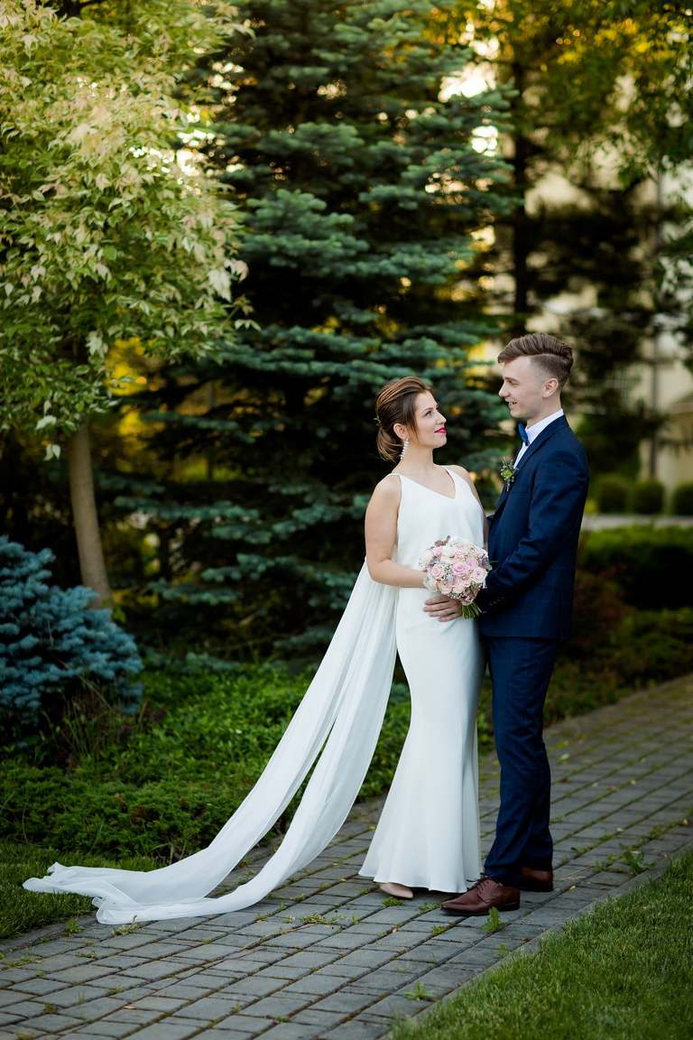 fotografia slubna, fotografia slubna krakow, zdjecia slubne krakow, fotograf slubny krakow, fotograf na wesele krakow, slub w kosciele na skalce w krakowie, kosciol na skalce krakow, wesele w witkowej chacie, hotel witek krakow, witkowa chata, wiosenny slub krakow, zdjecia slubne slask, fotografowie slubni krakow, dwoch fotografow na slub, najpiekniejsze zdjecia slubne, najlepsze zdjecia slubne, zdjecia slubne bielsko, fotograf slubny bielsko, www.magiaobrazu.com, zdjecia slubne bielsko, fotografia slubna slask, fotograf cieszyn, zdjecia slubne cieszyn