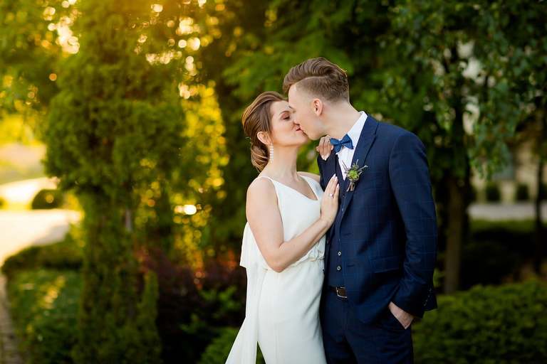 fotografia slubna, fotografia slubna krakow, zdjecia slubne krakow, fotograf slubny krakow, fotograf na wesele krakow, slub w kosciele na skalce w krakowie, kosciol na skalce krakow, wesele w witkowej chacie, hotel witek krakow, witkowa chata, wiosenny slub krakow, zdjecia slubne slask, fotografowie slubni krakow, dwoch fotografow na slub, najpiekniejsze zdjecia slubne, najlepsze zdjecia slubne, zdjecia slubne bielsko, fotograf slubny bielsko, www.magiaobrazu.com, zdjecia slubne bielsko, fotografia slubna slask, fotograf cieszyn, zdjecia slubne cieszyn