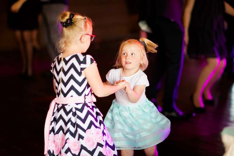 fotografia slubna, fotografia slubna krakow, zdjecia slubne krakow, fotograf slubny krakow, fotograf na wesele krakow, slub w kosciele na skalce w krakowie, kosciol na skalce krakow, wesele w witkowej chacie, hotel witek krakow, witkowa chata, wiosenny slub krakow, zdjecia slubne slask, fotografowie slubni krakow, dwoch fotografow na slub, najpiekniejsze zdjecia slubne, najlepsze zdjecia slubne, zdjecia slubne bielsko, fotograf slubny bielsko, www.magiaobrazu.com, zdjecia slubne bielsko, fotografia slubna slask, fotograf cieszyn, zdjecia slubne cieszyn